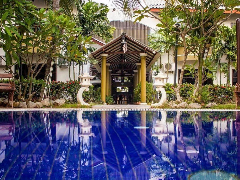 Klebang Beach Resort Malacca Exterior photo