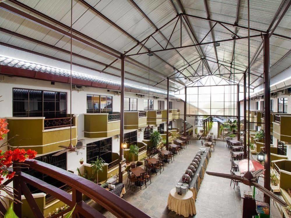 Klebang Beach Resort Malacca Exterior photo